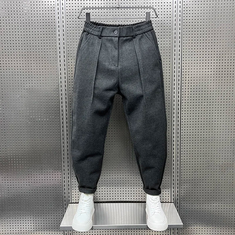 Elegant mottled trousers