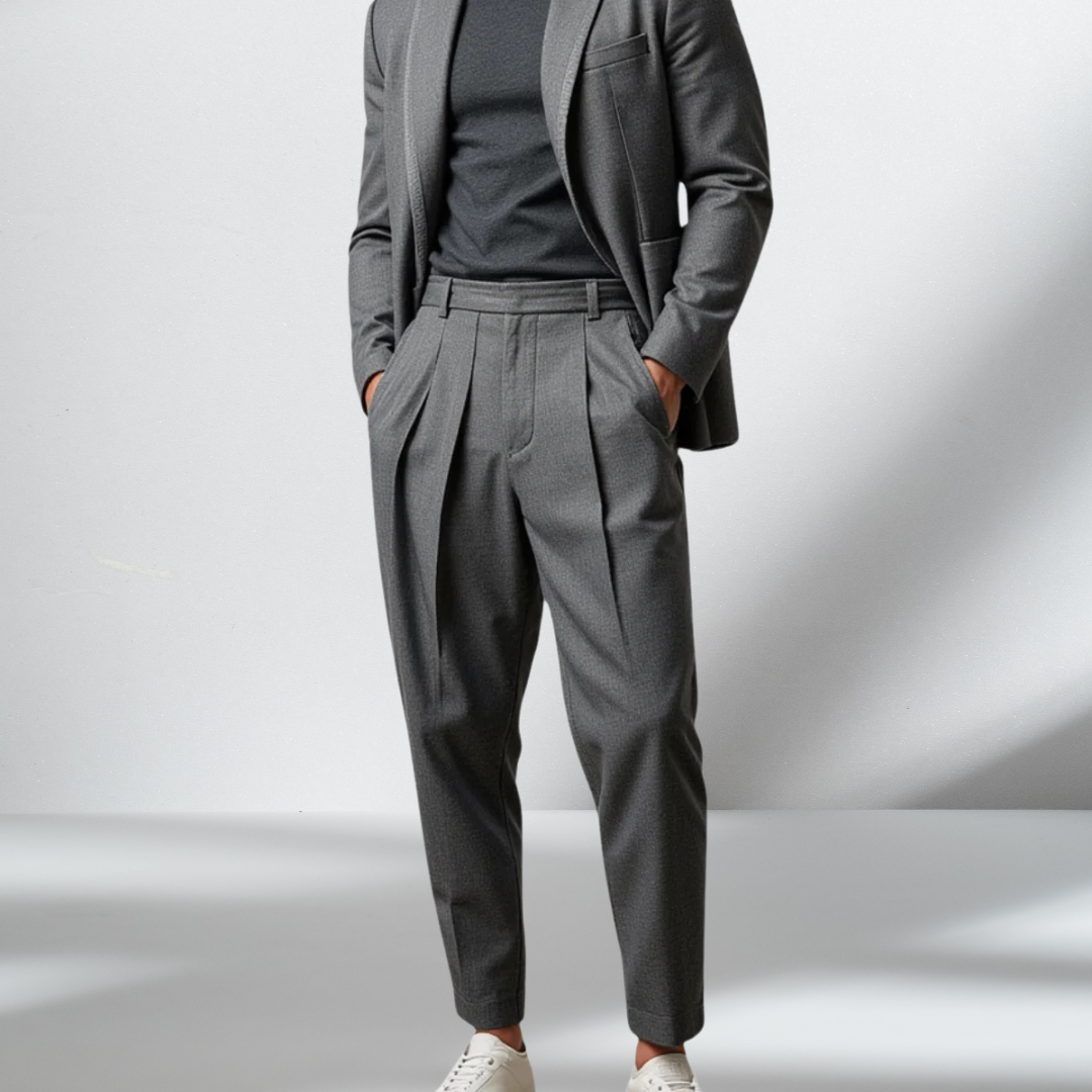 Elegant mottled trousers
